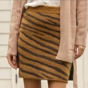 Tiger Stripe Sweater Skirt size Medium